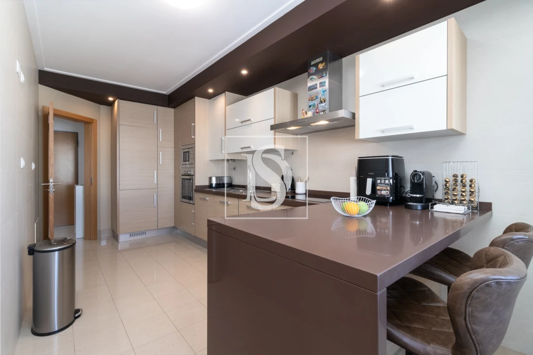 Apartamento T2 para Venda em Barreiro e Lavradio Foto 9