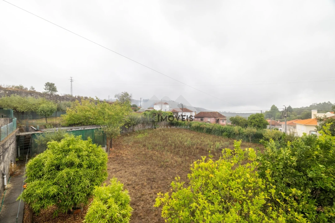 Quinta T3 para Venda em Monte Córdova Foto 32