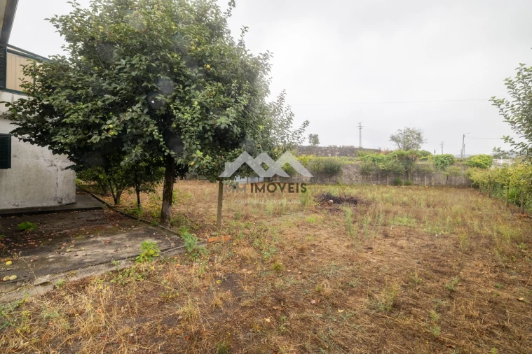 Quinta T3 para Venda em Monte Córdova Foto 34