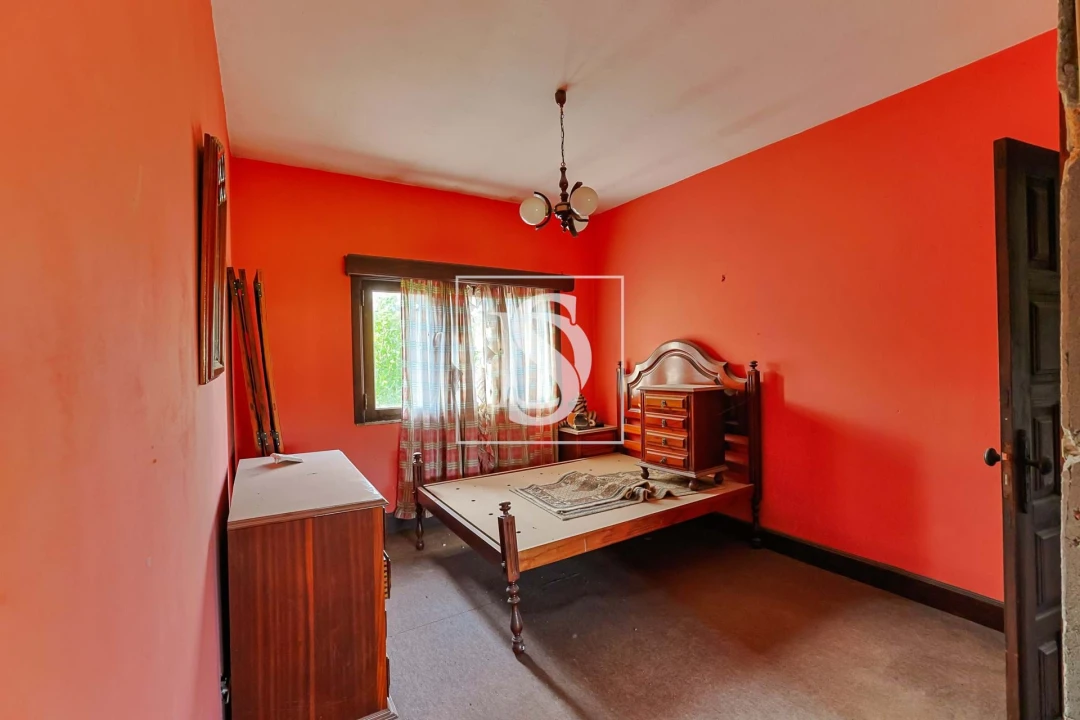 Moradia T4 para Venda em Cossourado Foto 17