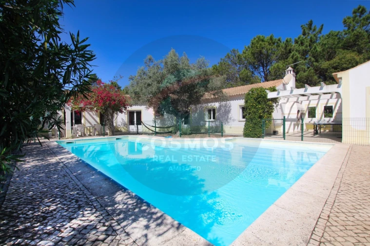 Moradia T5 para Venda em Aljezur Foto 4