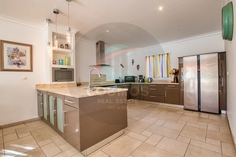 Moradia T5 para Venda em Aljezur Foto 12