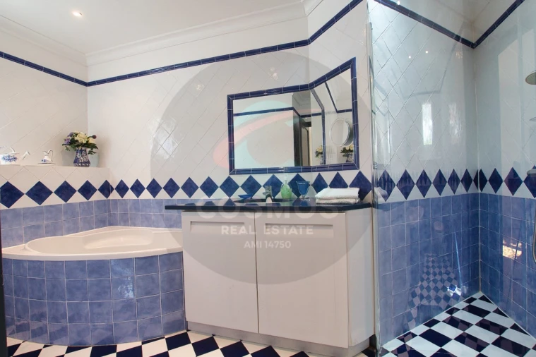 Moradia T5 para Venda em Aljezur Foto 16