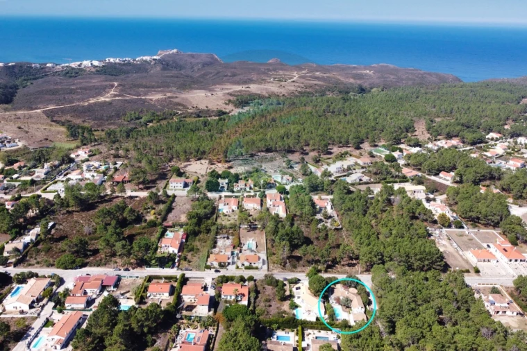 Moradia T5 para Venda em Aljezur Foto 37