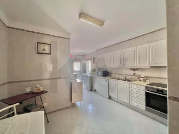 Apartamento T2 para Venda em Lagos (São Sebastião e Santa Maria)