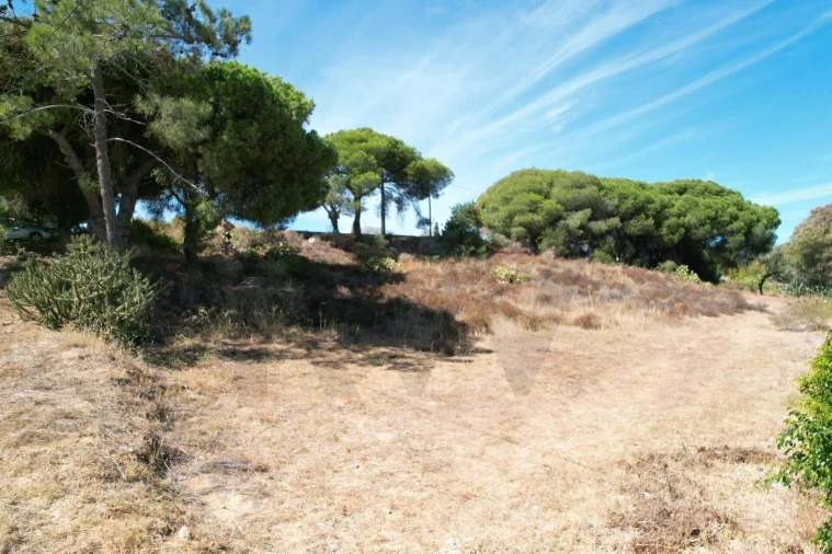 Terreno para Venda em Quarteira Foto 9