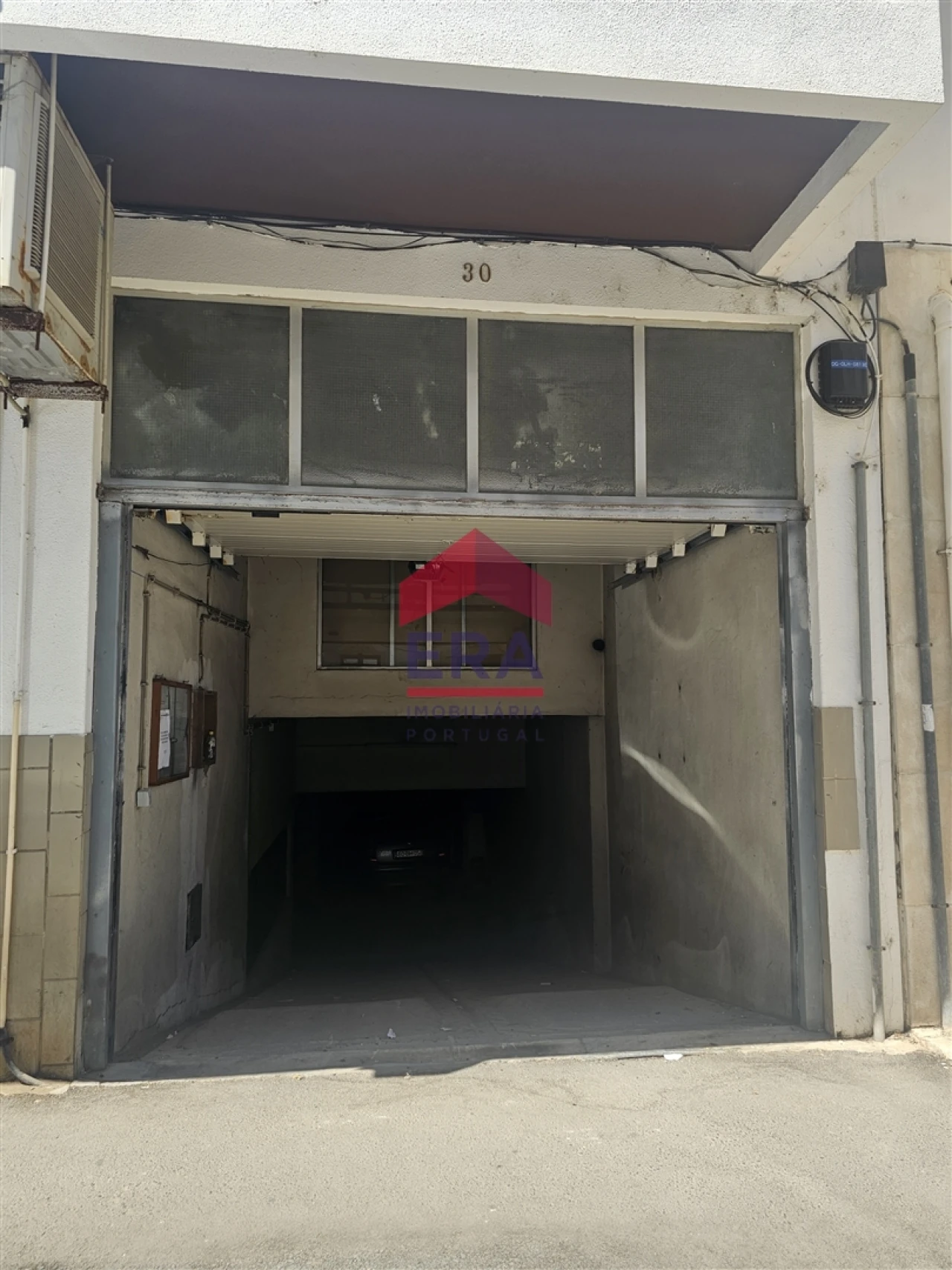 Garagem para Venda em Olhão Foto 2