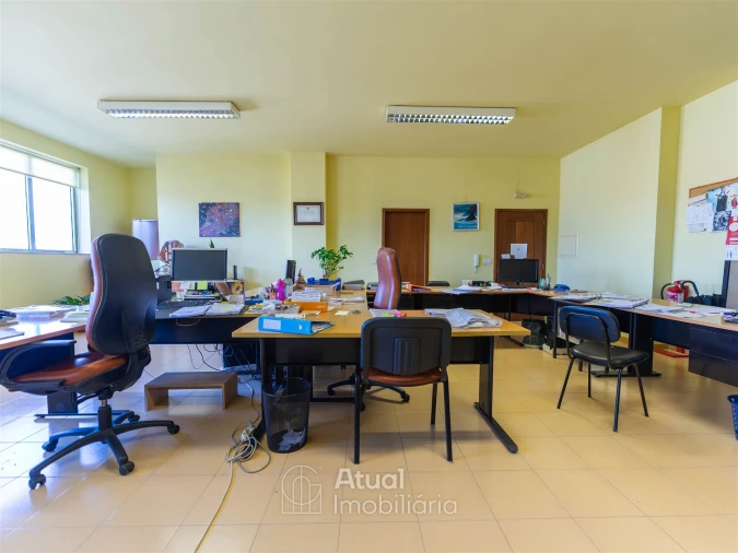 Loja para Venda em São Tomé de Negrelos Foto 6