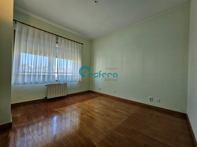 Apartamento T4 para Venda em Mafamude e Vilar do Paraíso Foto 5