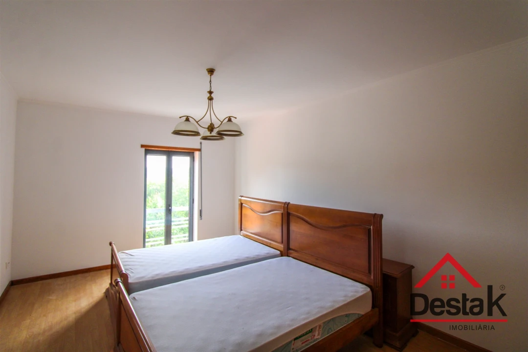 Moradia T6 para Venda em Carvalhais e Candal Foto 15