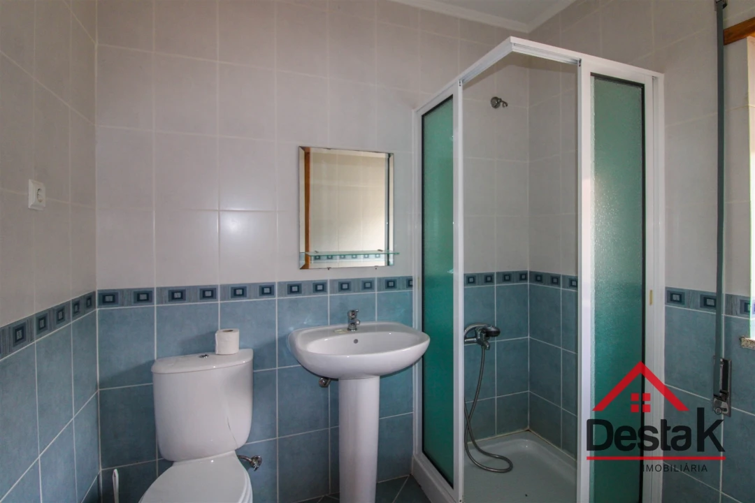 Moradia T6 para Venda em Carvalhais e Candal Foto 7