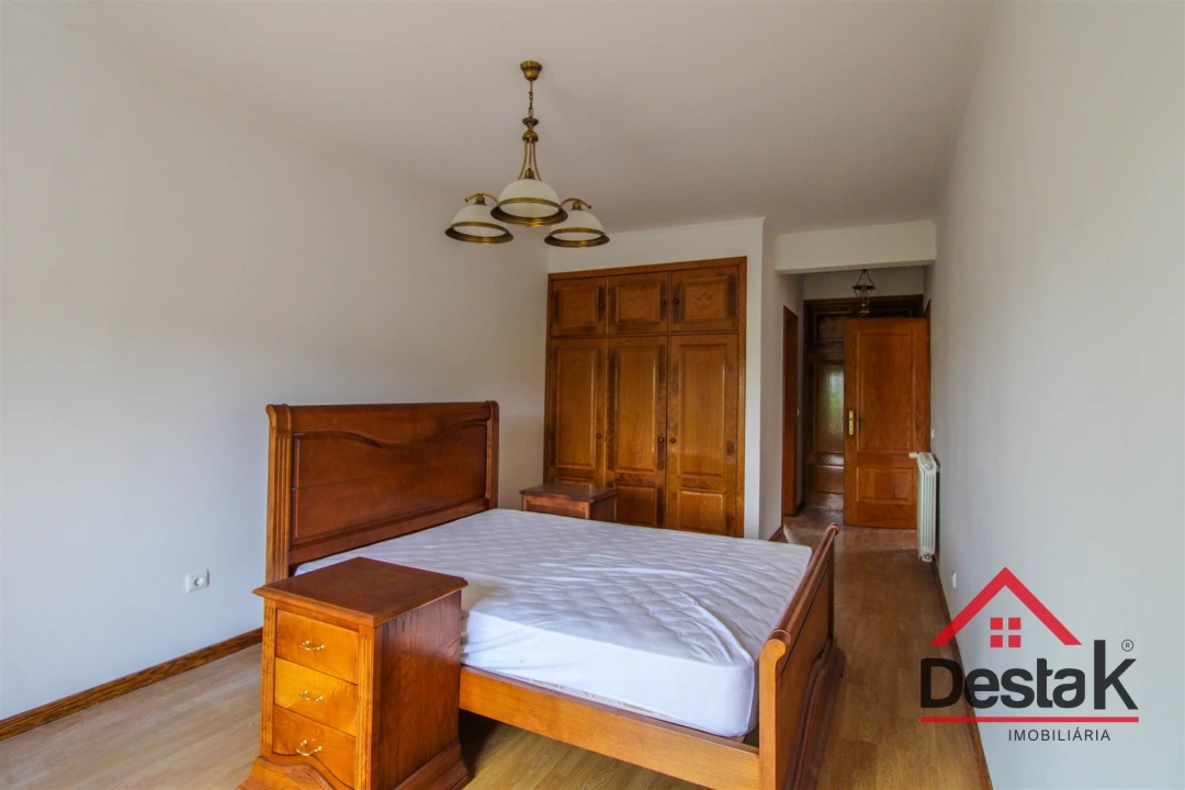 Moradia T6 para Venda em Carvalhais e Candal Foto 19