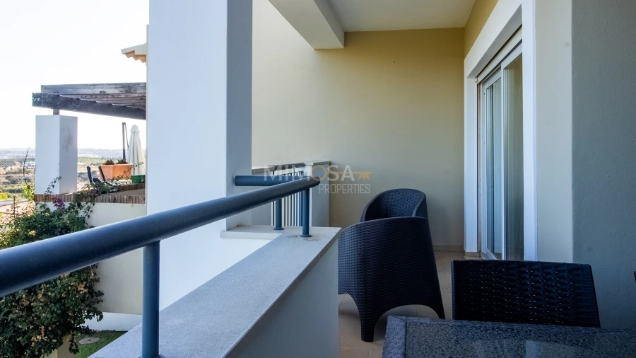 Moradia T2 para Arrendamento em Odiaxere Foto 10