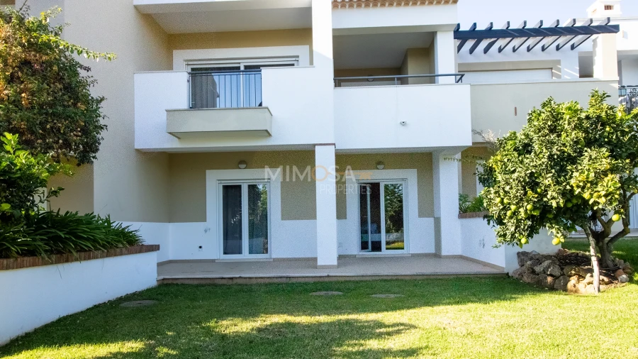 Moradia T2 para Arrendamento em Odiaxere Foto 24