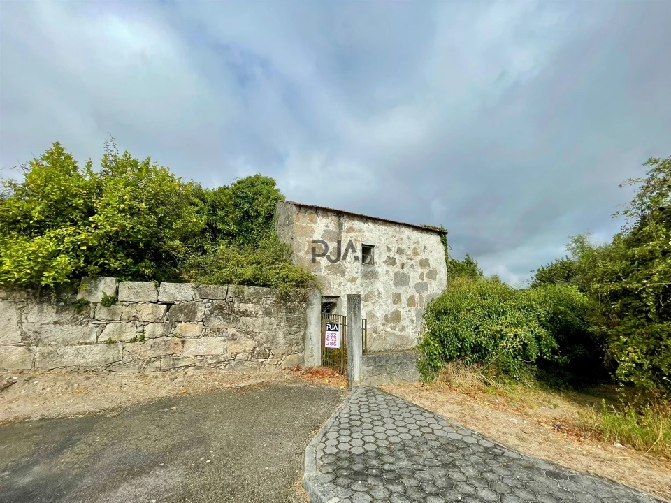 Terreno para Venda em Mangualde, Mesquitela e Cunha Alta Foto 1