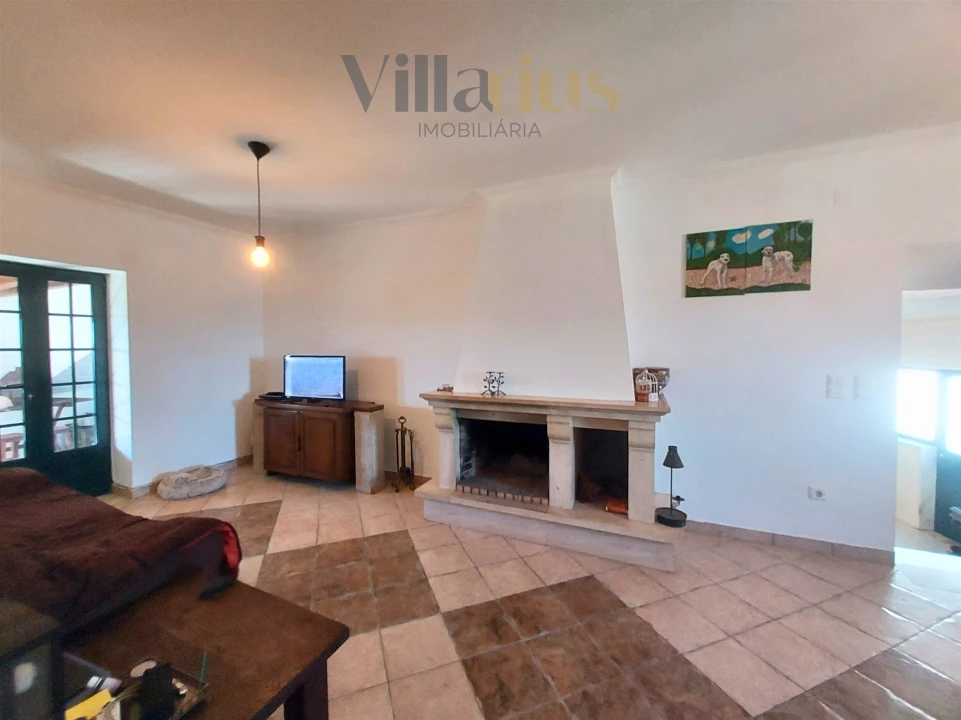 Moradia T3 para Venda em Carregueiros Foto 4