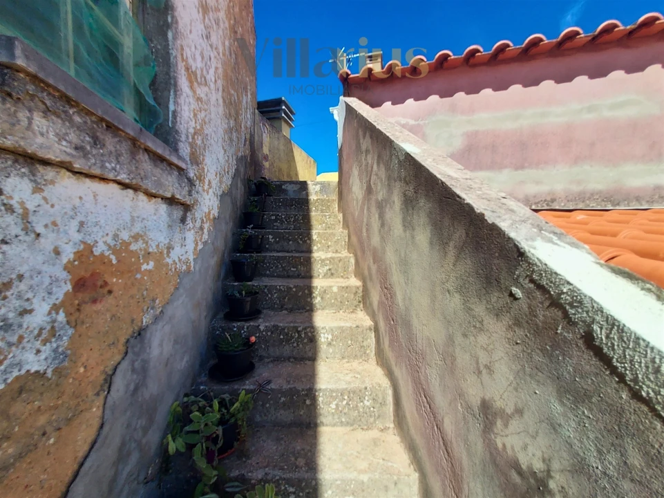 Moradia T3 para Venda em Carregueiros Foto 30