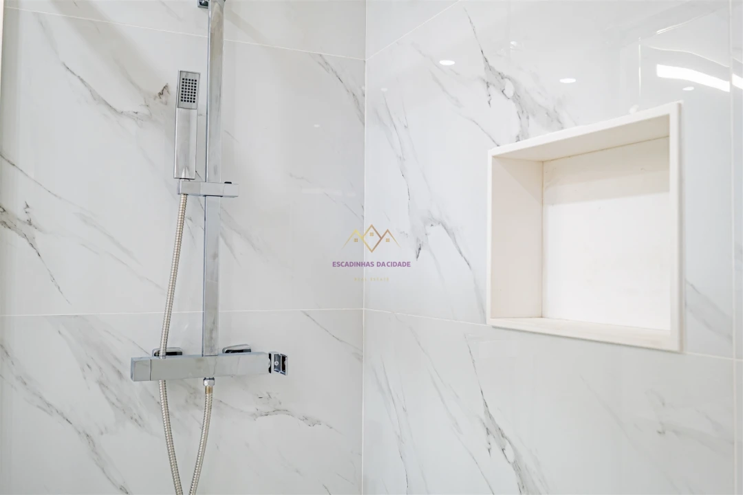 Apartamento T5 para Venda em Montijo e Afonsoeiro Foto 47