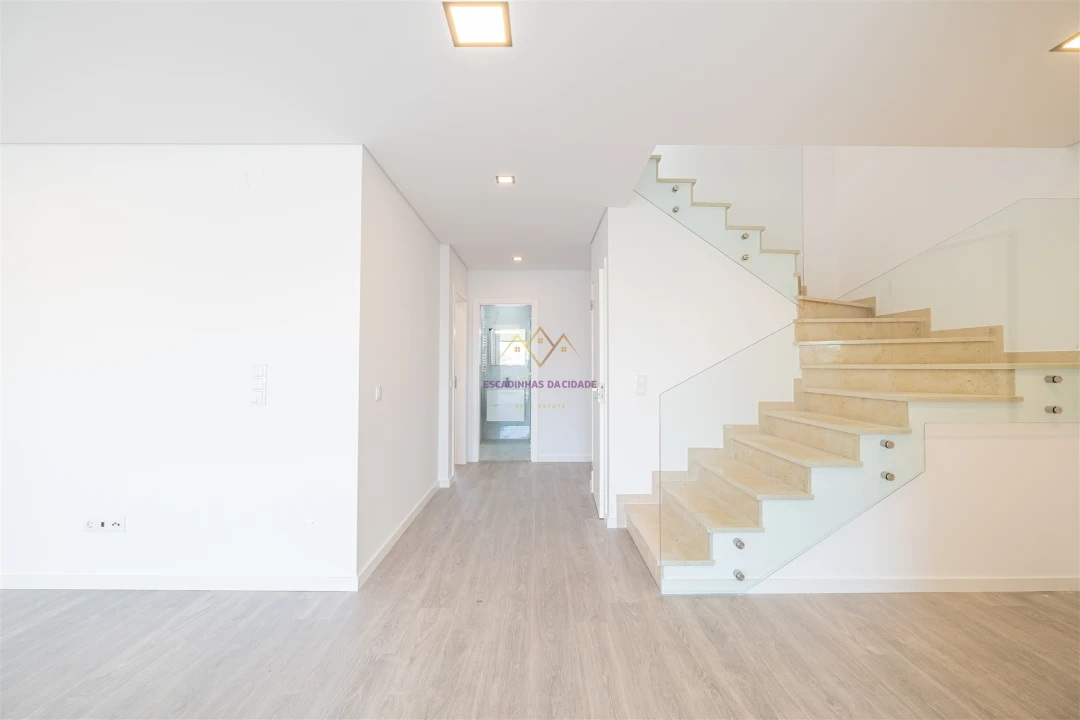 Apartamento T5 para Venda em Montijo e Afonsoeiro Foto 26
