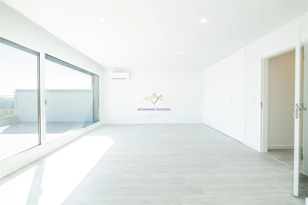 Apartamento T5 para Venda em Montijo e Afonsoeiro Foto 71