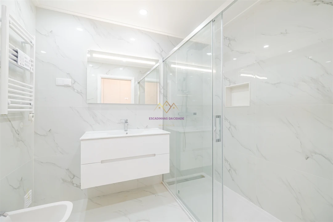 Apartamento T5 para Venda em Montijo e Afonsoeiro Foto 46