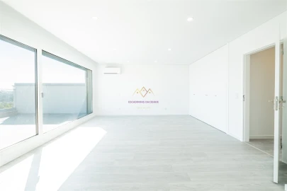 Apartamento T5 para Venda em Montijo e Afonsoeiro