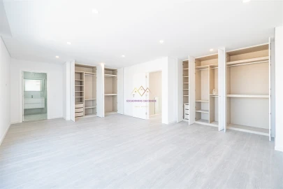 Apartamento T5 para Venda em Montijo e Afonsoeiro