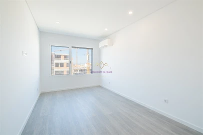 Apartamento T5 para Venda em Montijo e Afonsoeiro
