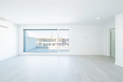 Apartamento T5 para Venda em Montijo e Afonsoeiro