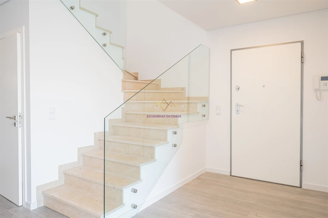 Apartamento T5 para Venda em Montijo e Afonsoeiro Foto 19