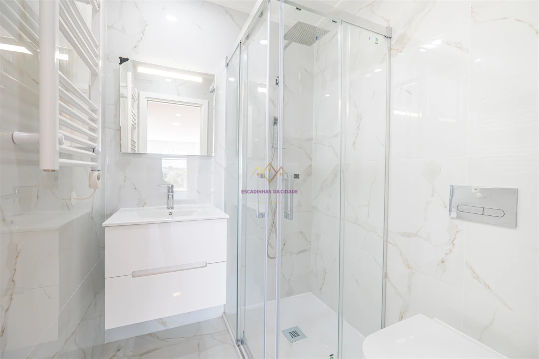 Apartamento T5 para Venda em Montijo e Afonsoeiro Foto 39