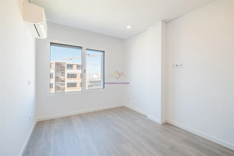 Apartamento T5 para Venda em Montijo e Afonsoeiro Foto 36