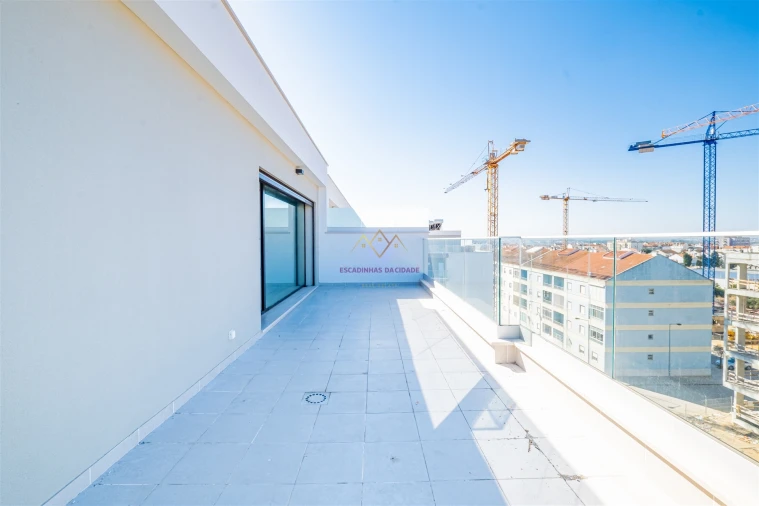 Apartamento T5 para Venda em Montijo e Afonsoeiro Foto 66