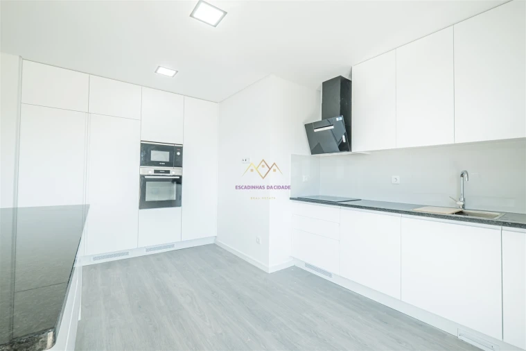 Apartamento T5 para Venda em Montijo e Afonsoeiro Foto 22