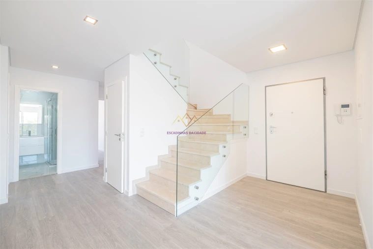 Apartamento T5 para Venda em Montijo e Afonsoeiro Foto 15