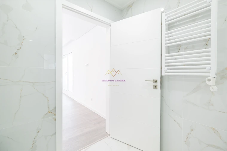 Apartamento T5 para Venda em Montijo e Afonsoeiro Foto 63