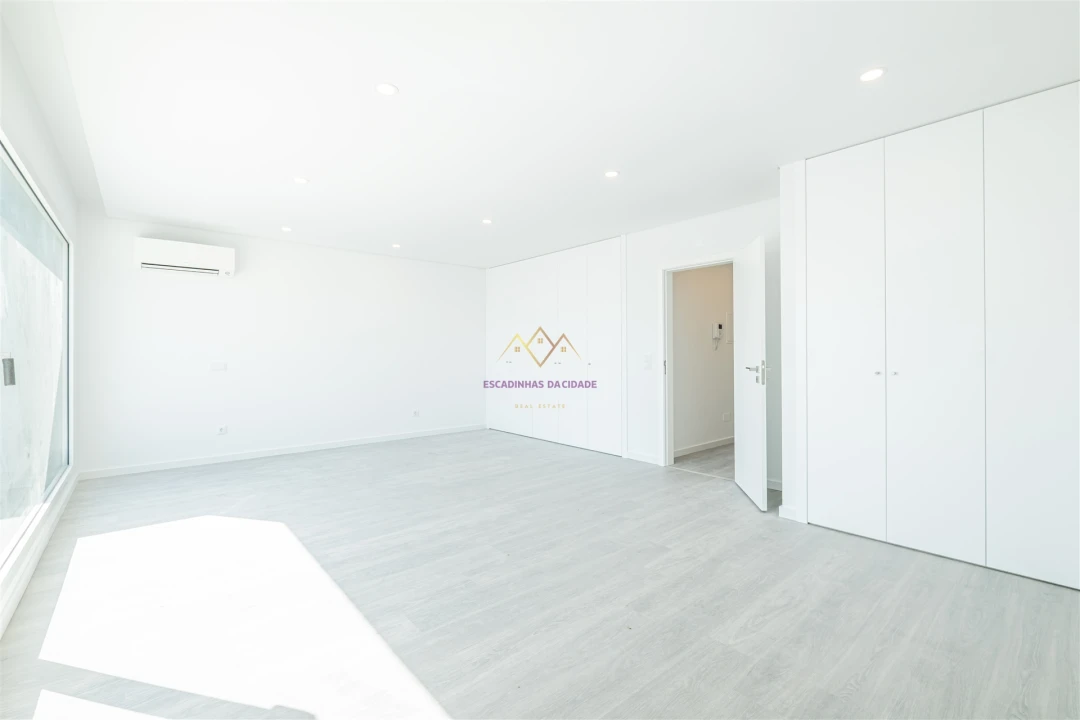 Apartamento T5 para Venda em Montijo e Afonsoeiro Foto 72