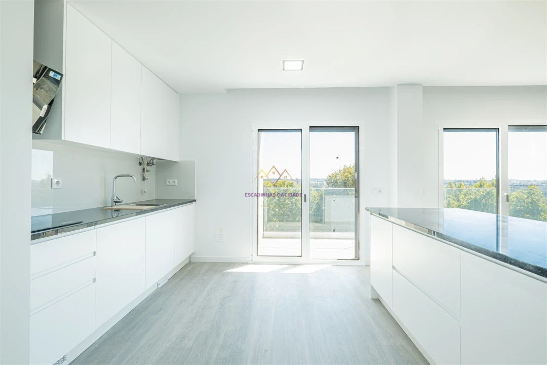 Apartamento T5 para Venda em Montijo e Afonsoeiro Foto 17