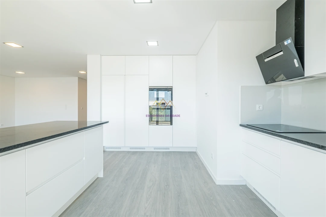 Apartamento T5 para Venda em Montijo e Afonsoeiro Foto 23