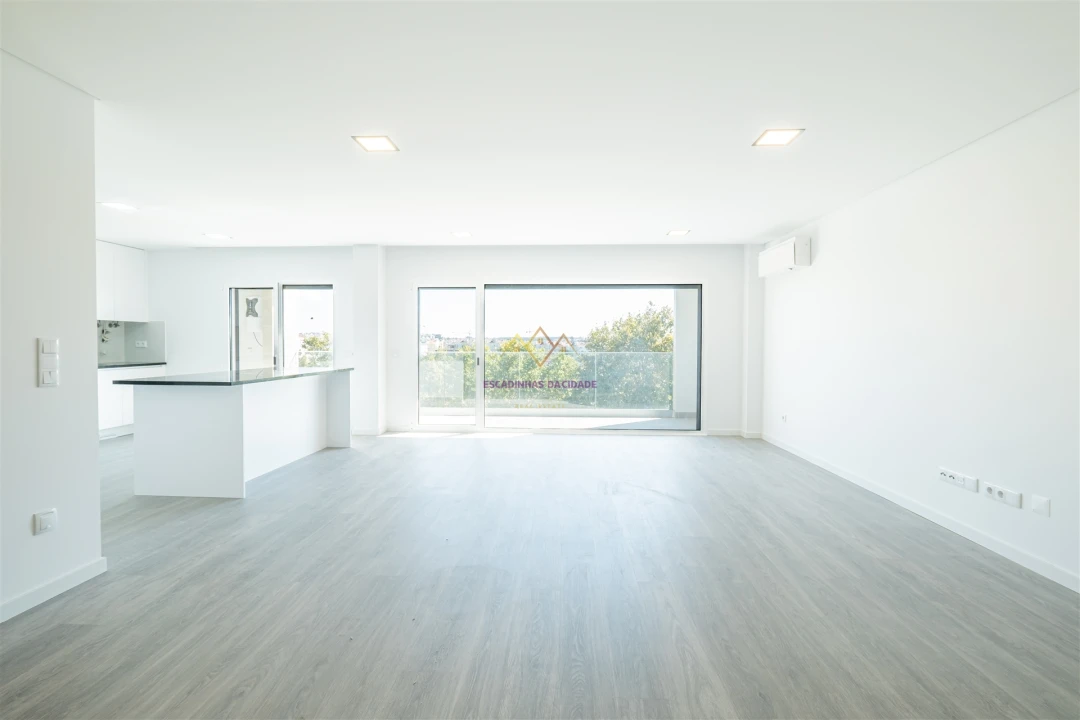 Apartamento T5 para Venda em Montijo e Afonsoeiro Foto 18