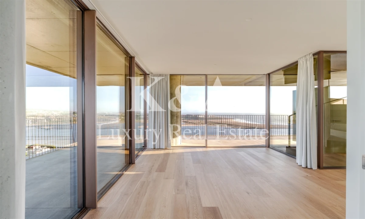 Apartamento T4 para Venda em Lordelo do Ouro e Massarelos Foto 19