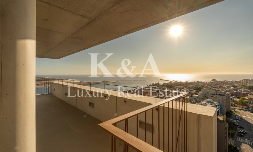 Apartamento T4 para Venda em Lordelo do Ouro e Massarelos Foto 11