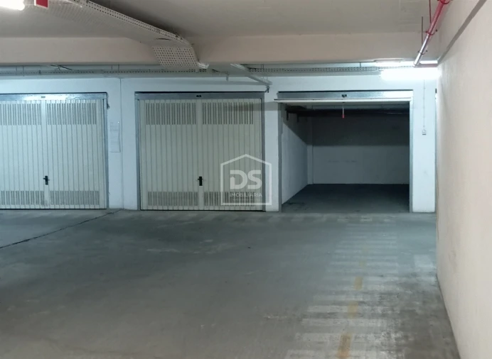 Garagem para Venda em Alto do Seixalinho, Santo André e Verderena Foto 10