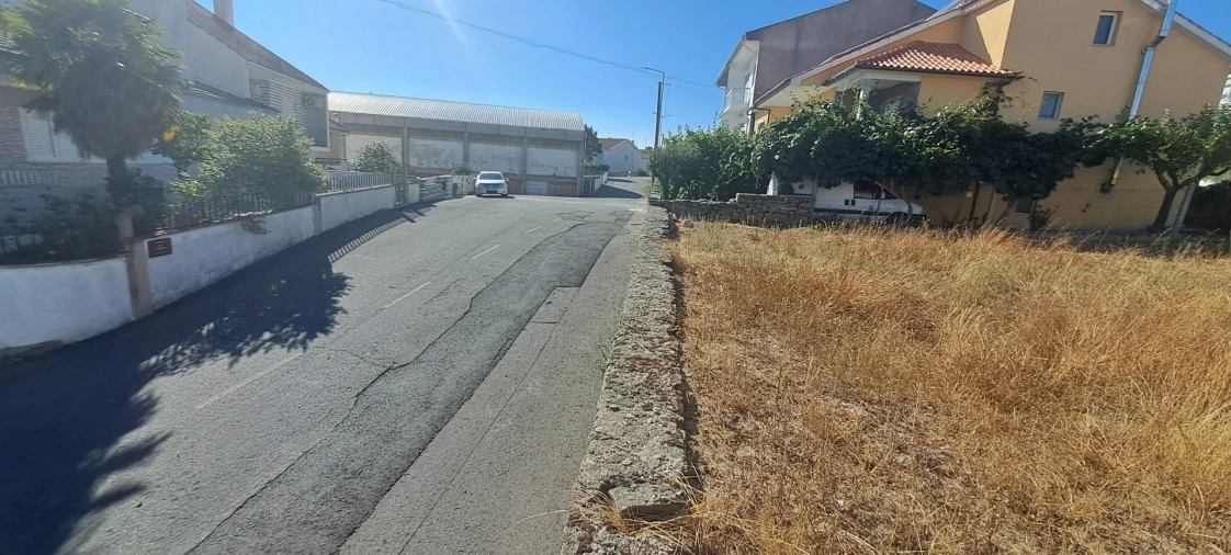 Terreno para Venda em Miranda do Douro Foto 11