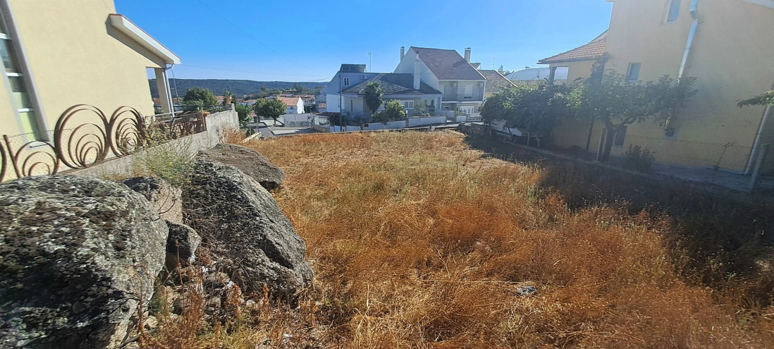 Terreno para Venda em Miranda do Douro Foto 9