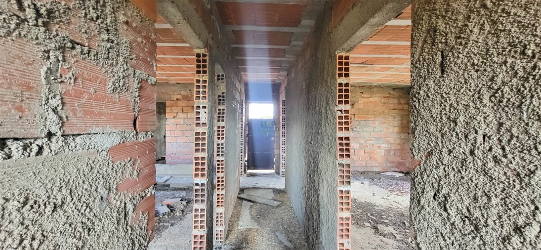 Terreno para Venda em Alcaria Foto 51