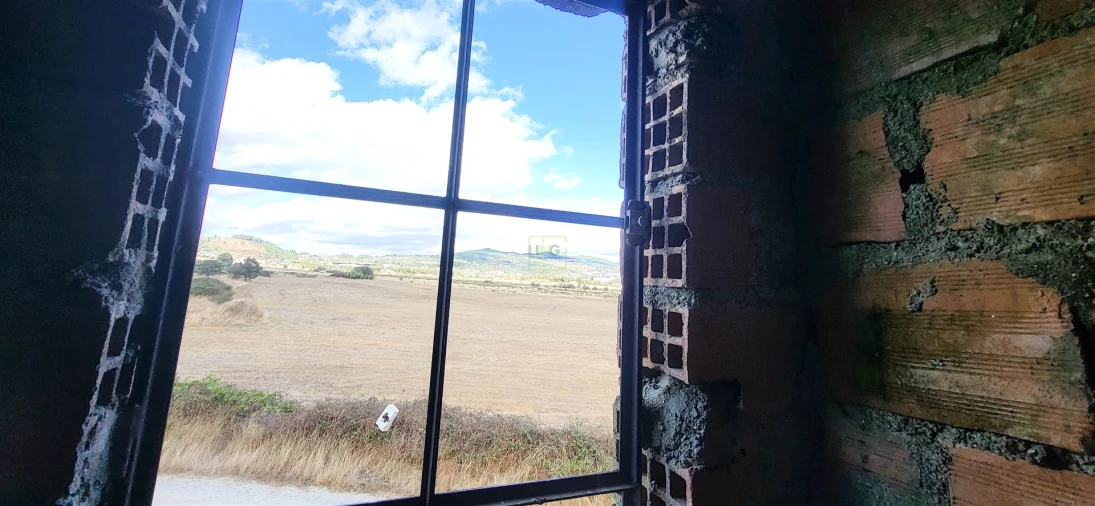 Terreno para Venda em Alcaria Foto 50