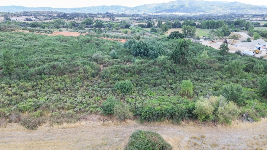 Terreno para Venda em Alcaria Foto 17