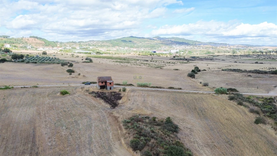 Terreno para Venda em Alcaria Foto 23