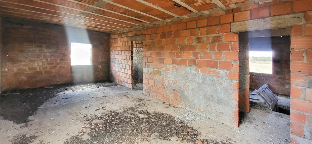 Terreno para Venda em Alcaria Foto 46